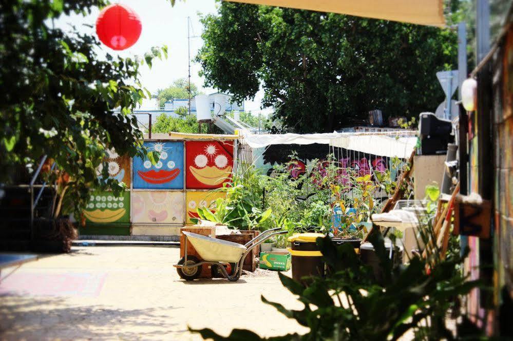 Overstay Tlv Backpackers (adults Only) Hostel *